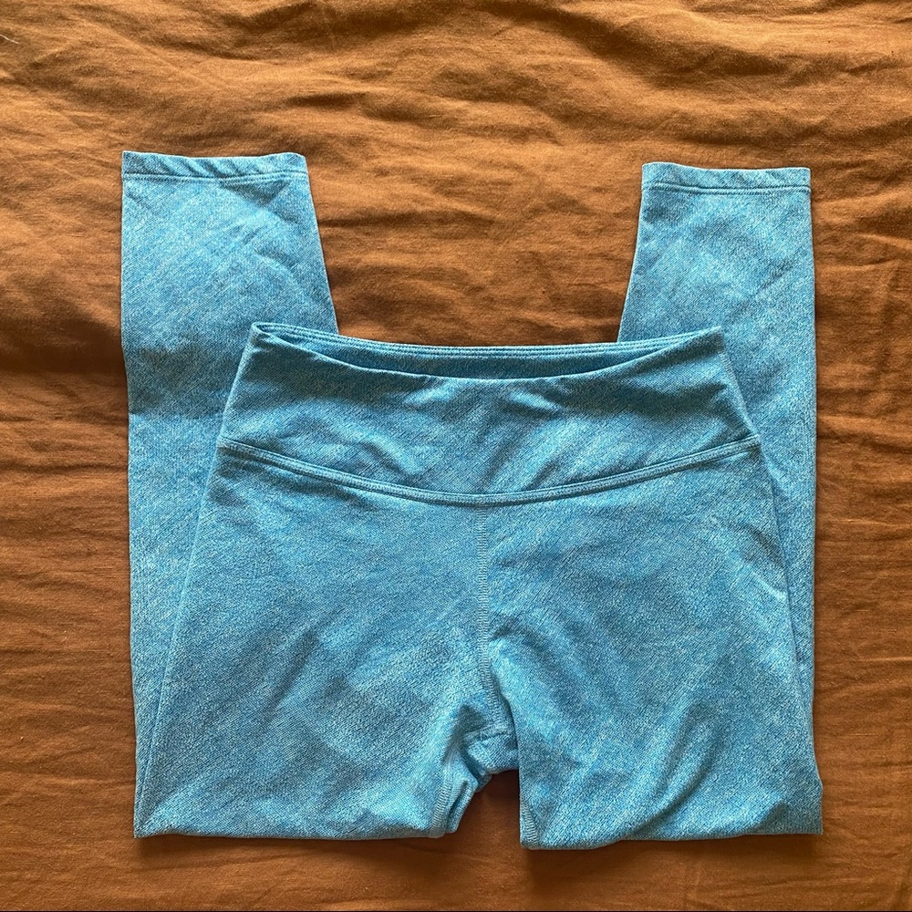 Beyond Yoga blue space dye leggings